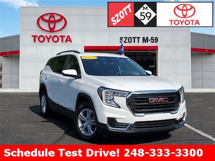 Used 2023 GMC Terrain SLE SUV for sale near Detroit
