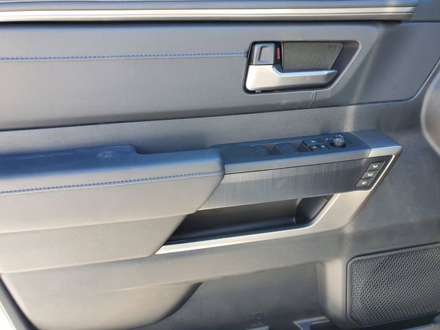 2026 Toyota Tundra Platinum - Photo 16