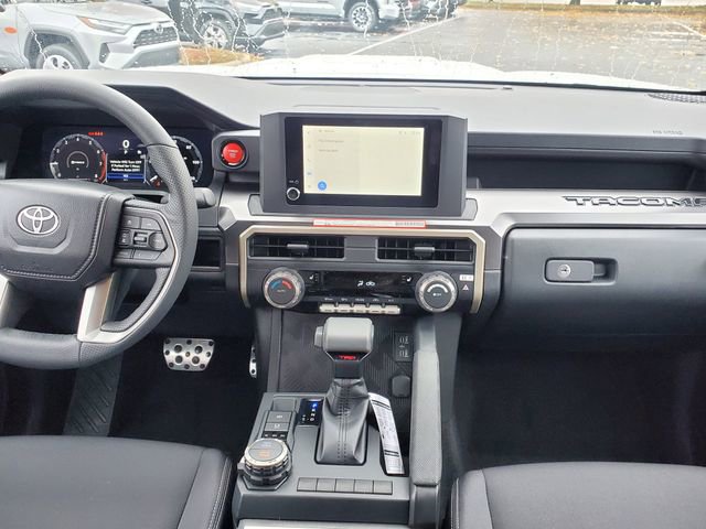 2025 Toyota Tacoma TRD Sport - Photo 13