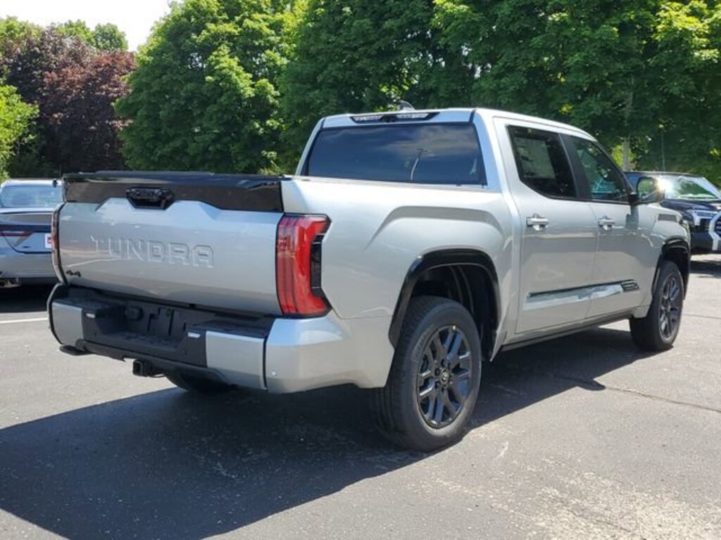 New 2026 Toyota Tundra Platinum PLATINUM CREWMAX 5.5