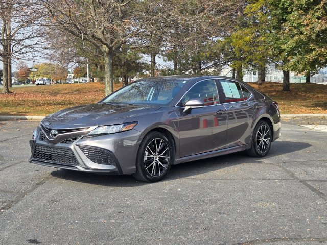 Certified 2022 Toyota Camry SE Sedan