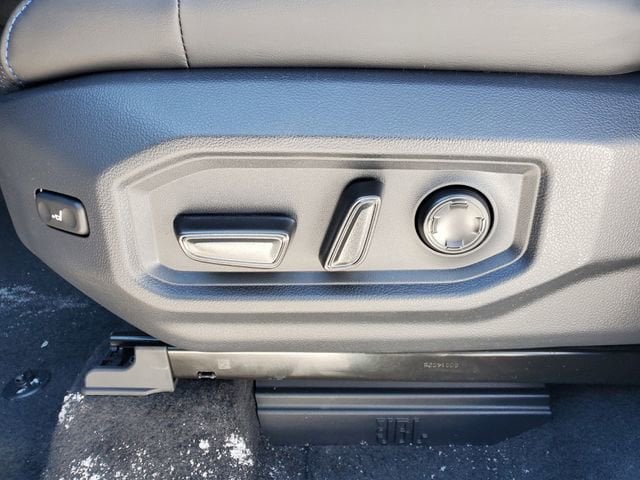 2026 Toyota Tundra Platinum - Photo 20