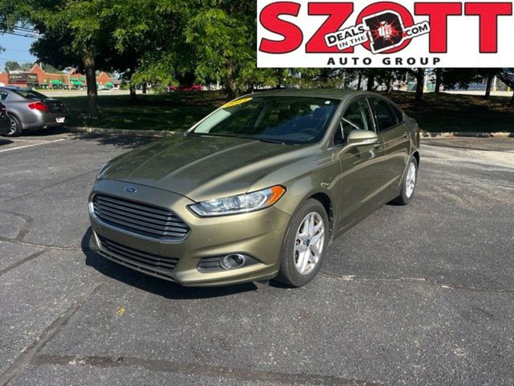 Used 2013 Ford Fusion SE Sedan