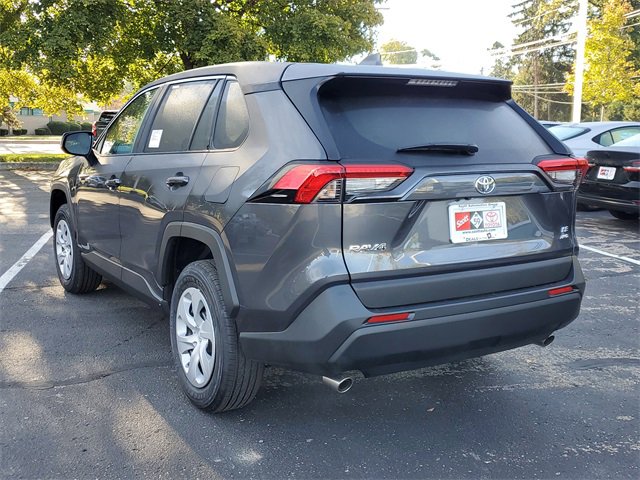 2025 Toyota RAV4 LE photo 3