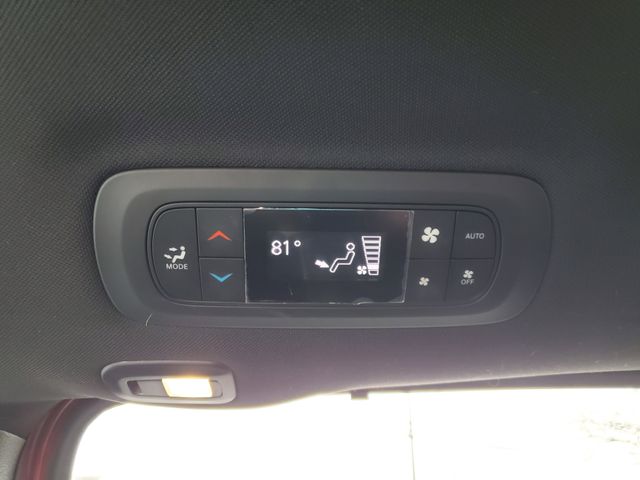 2025 Chrysler Pacifica Limited - Photo 11