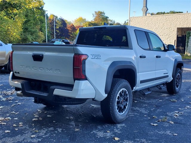 2025 Toyota Tacoma TRD Off-Road 4x4 Double Cab photo 4