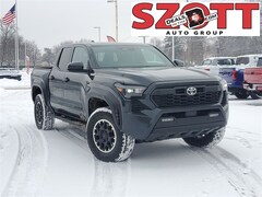 Used 2024 Toyota Tacoma TRD Off-Road Truck Double Cab for sale in Waterford, MI