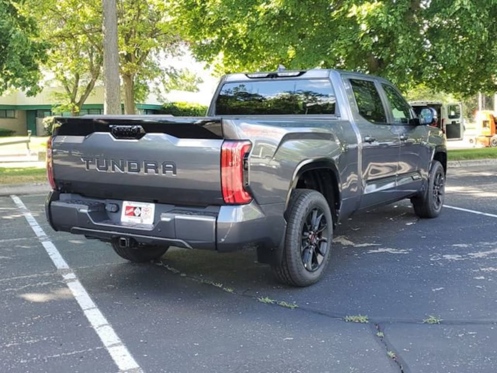New 2026 Toyota Tundra Platinum PLATINUM CREWMAX 6.5
