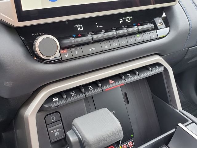 2026 Toyota Tundra Platinum - Photo 34