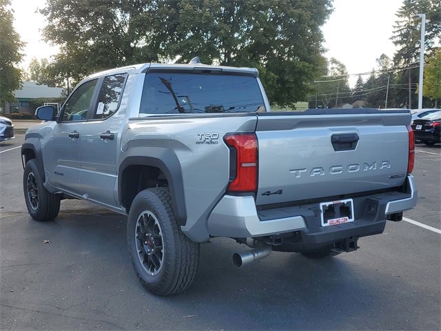 2025 Toyota Tacoma TRD Off-Road 4x4 Double Cab photo 3