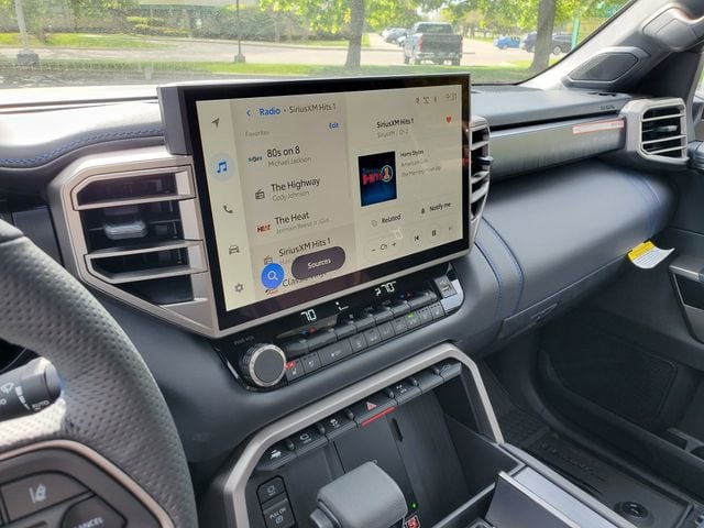2026 Toyota Tundra Platinum - Photo 27