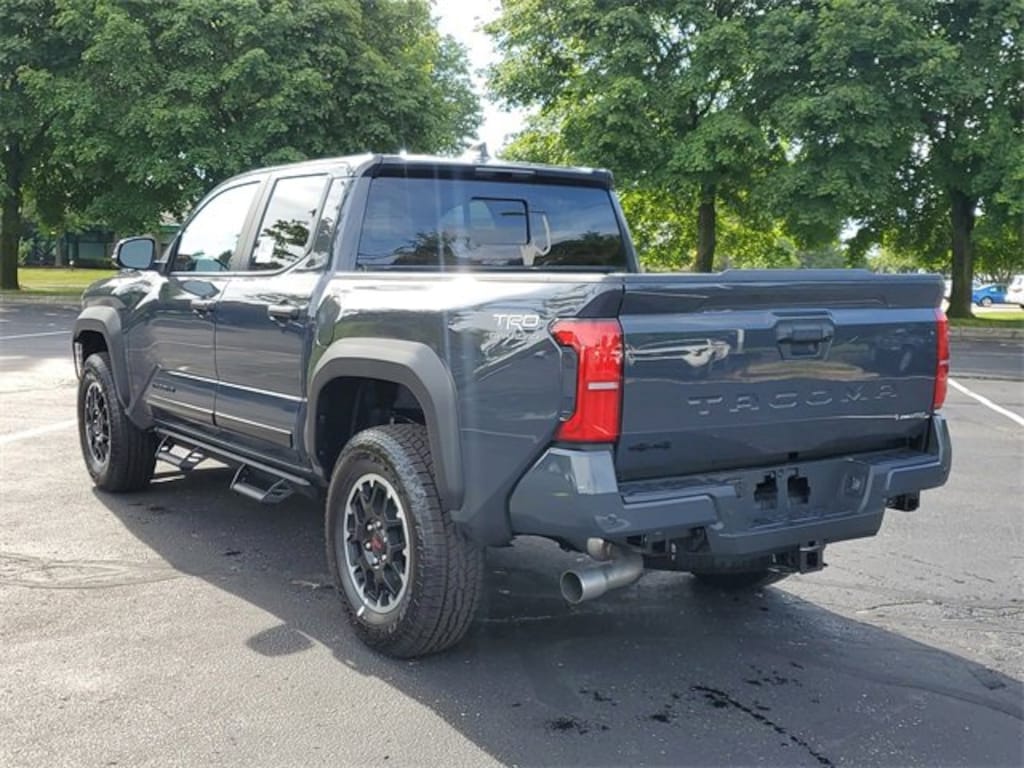 New 2025 Toyota Tacoma i-FORCE MAX TRD Off-Road 4X4 DOUBLE CAB HV