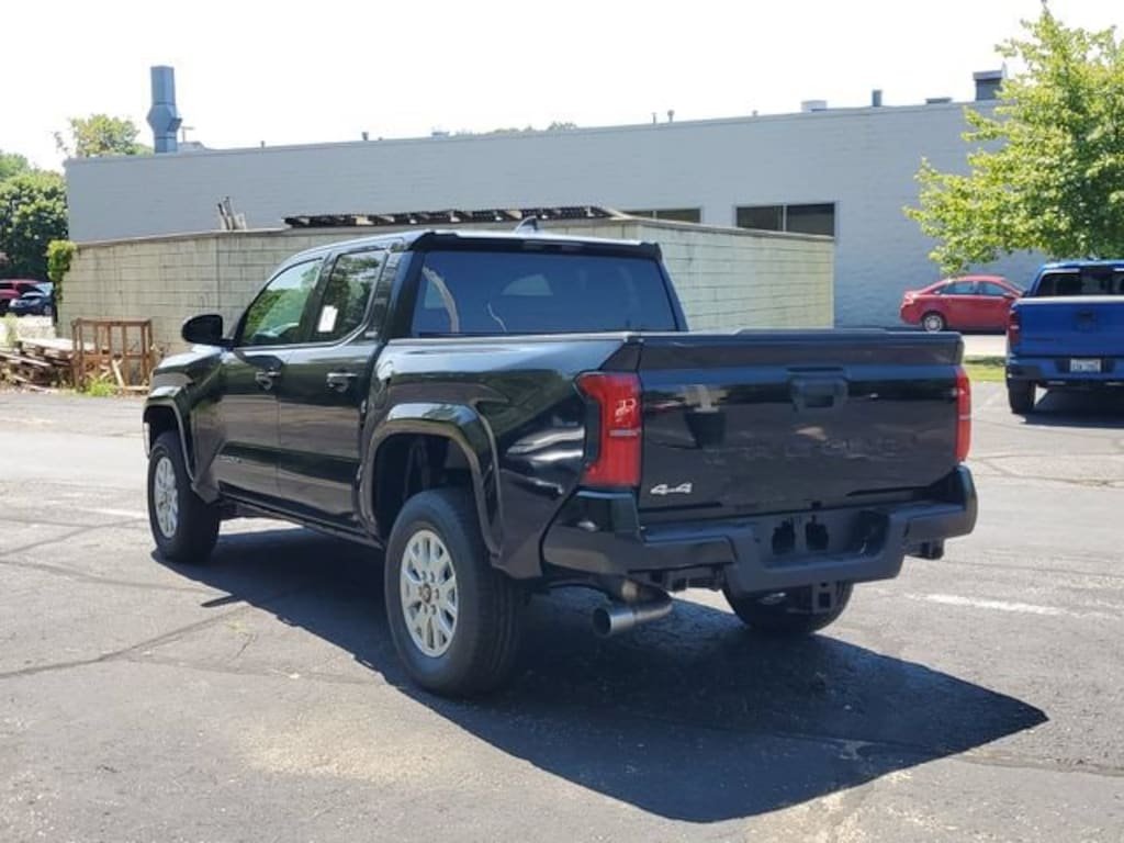 New 2026 Toyota Tacoma SR5 4X4 DOUBLE CAB
