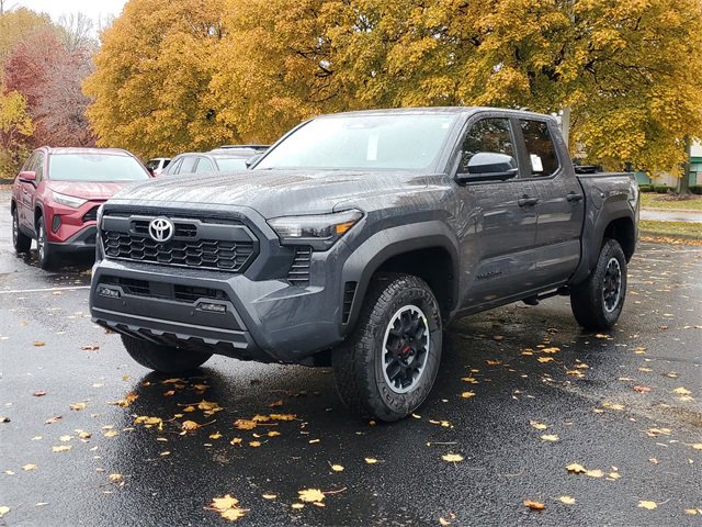 2025 Toyota Tacoma TRD Off-Road 4x4 Double Cab photo 2