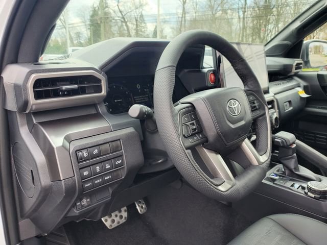 2026 Toyota Tacoma TRD Sport - Photo 20