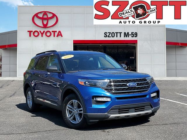 2021 Ford Explorer XLT 4WD's photo