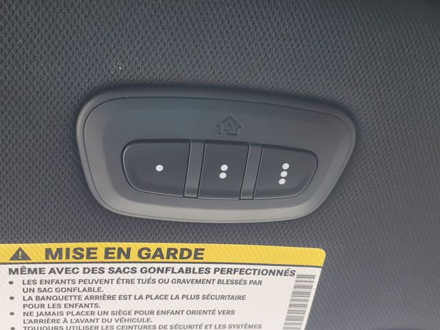 2025 Chrysler Pacifica Limited - Photo 37