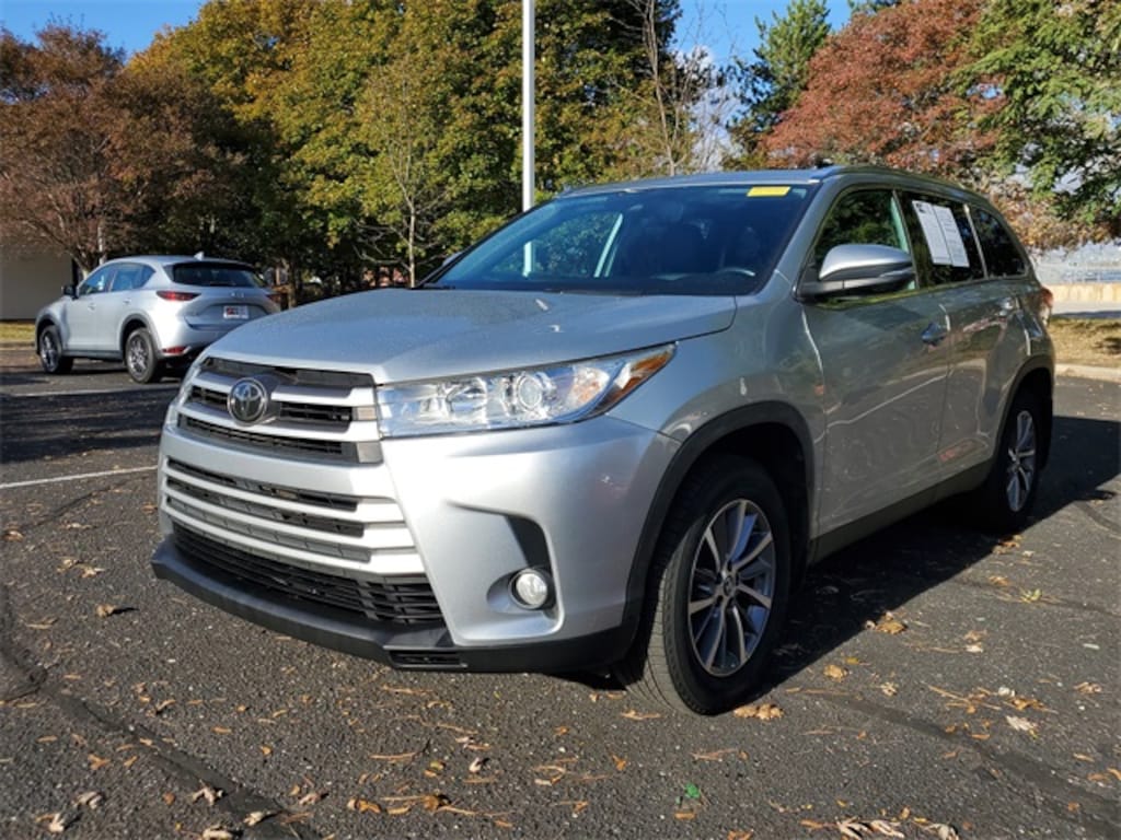 Used 2019 Toyota Highlander XLE SUV