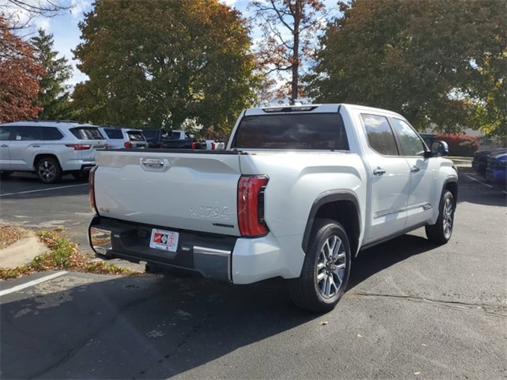 New 2026 Toyota Tundra i-FORCE MAX 1794 Edition 1794 CREWMAX 5.5