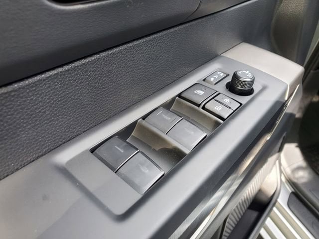 2026 Toyota Tundra Platinum - Photo 17