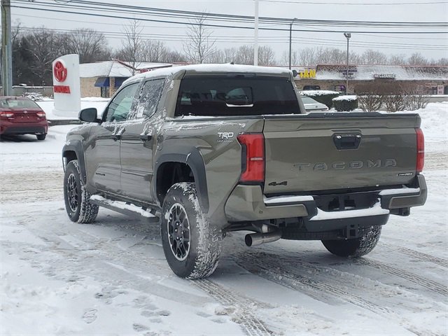 2025 Toyota Tacoma TRD Off-Road 4x4 Double Cab photo 3