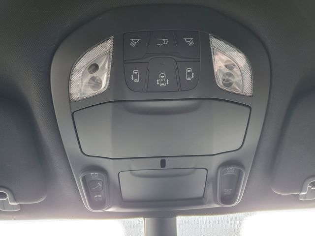 2025 Chrysler Pacifica Limited - Photo 38