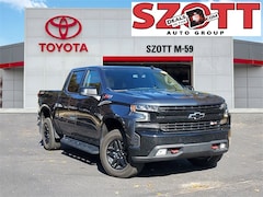 Used 2021 Chevrolet Silverado 1500 LT Trail Boss Truck Crew Cab for sale in Waterford, MI