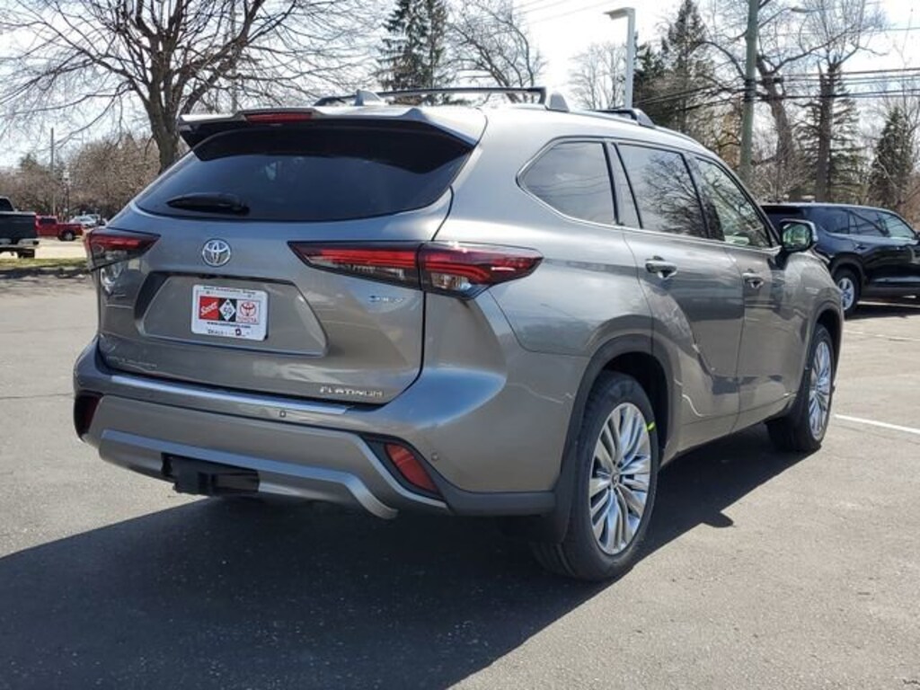 New 2026 Toyota Highlander Hybrid Platinum PLATINUM AWD