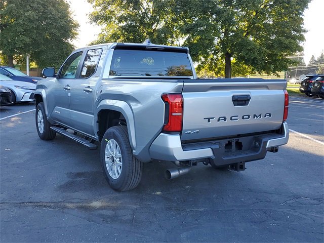 2025 Toyota Tacoma SR5 4x4 Double Cab photo 3