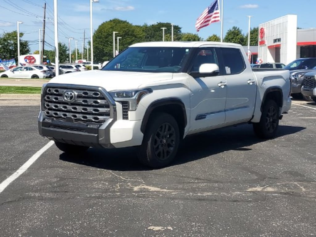 New 2026 Toyota Tundra Platinum PLATINUM CREWMAX 5.5