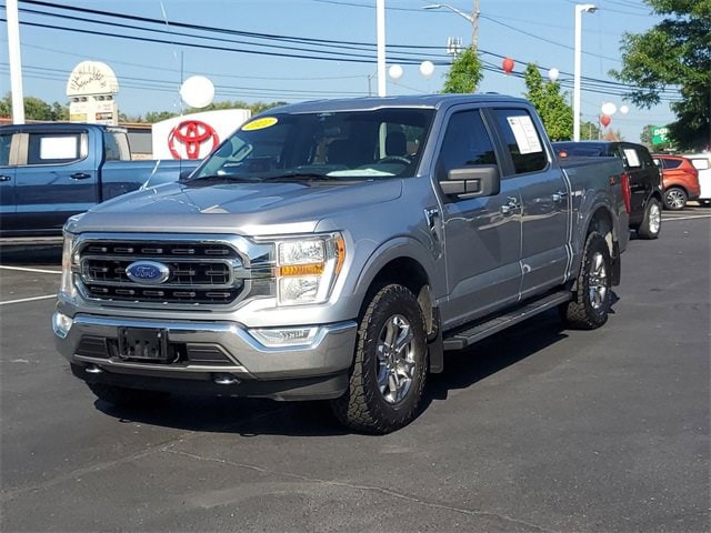 Used 2021 Ford F-150 XLT with VIN 1FTEW1EP3MFA30211 for sale in Waterford, MI