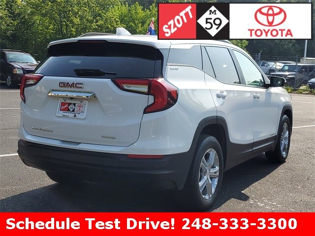 2023 Gmc Terrain SLE photo 4