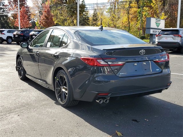 2026 Toyota Camry SE photo 2