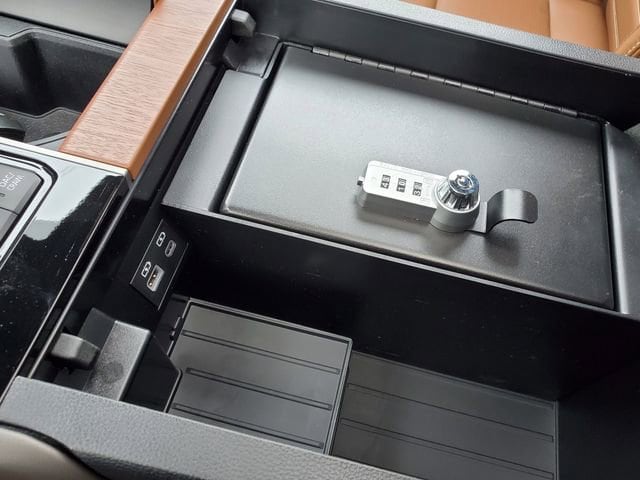2026 Toyota Tundra 1794 Edition - Photo 34