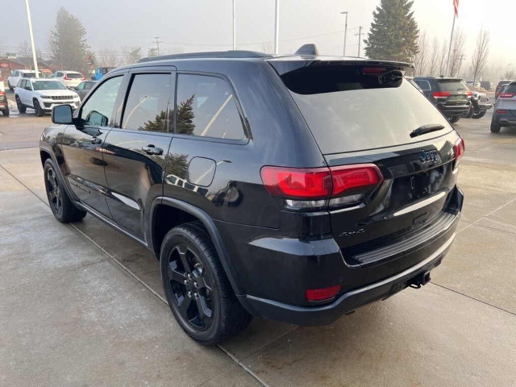 Certified 2018 Jeep Grand Cherokee Laredo 4x4 SUV