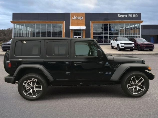 2024 Jeep Wrangler Sport photo 2