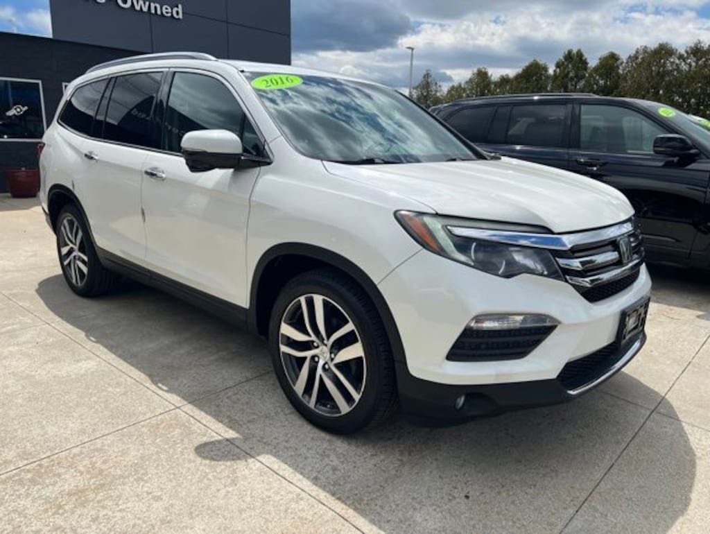Certified 2016 Honda Pilot Touring AWD SUV