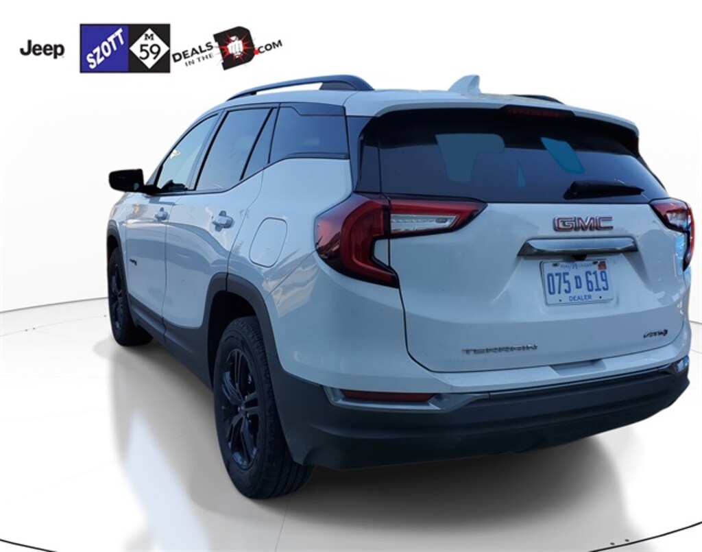 Used 2023 GMC Terrain AT4 SUV