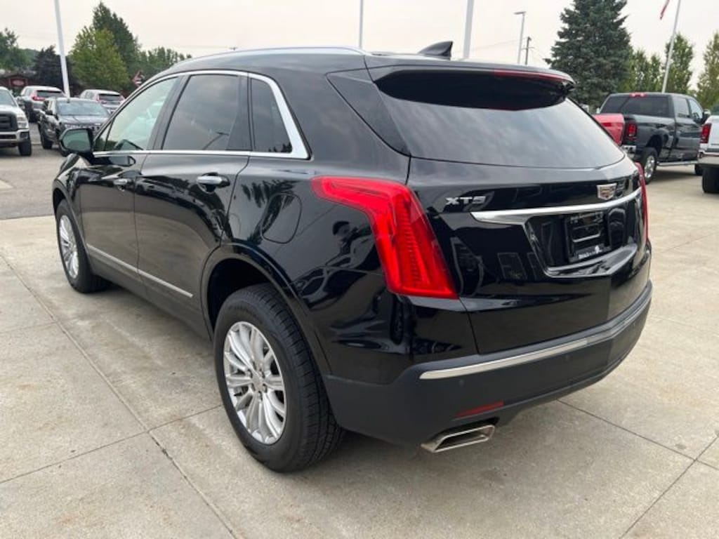 Used 2017 CADILLAC XT5 SUV