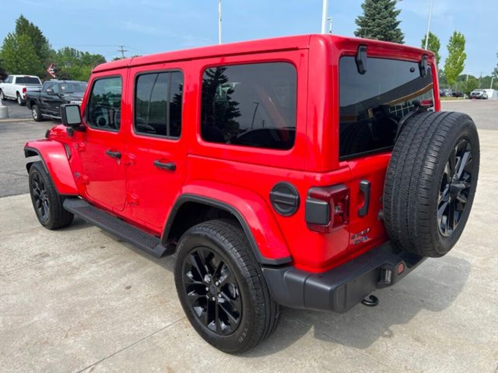 Certified 2025 Jeep Wrangler 4xe Sahara SUV