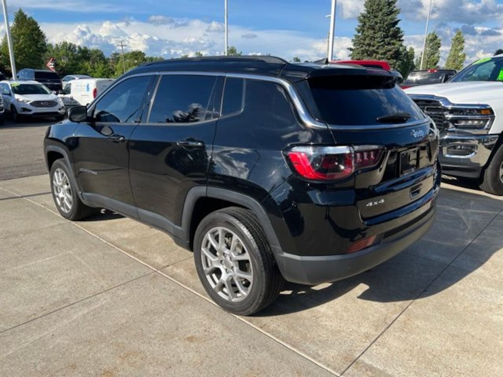 Certified 2022 Jeep Compass Latitude Lux SUV