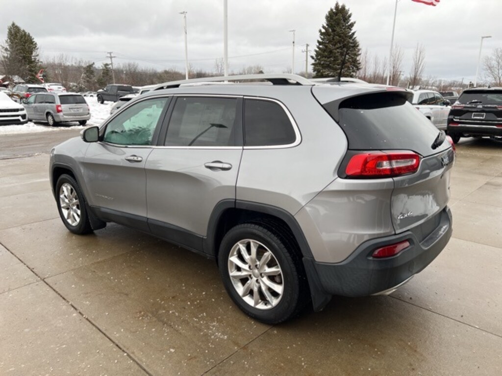 Used 2016 Jeep Cherokee Limited 4x4 SUV