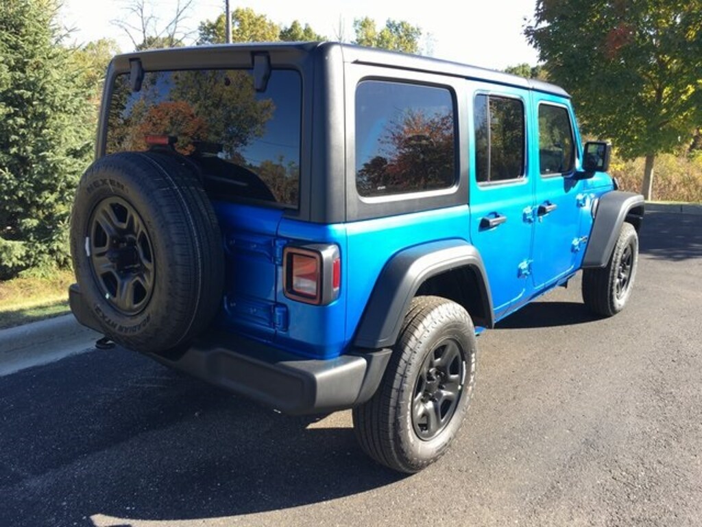 New 2026 Jeep Wrangler Sport SUV