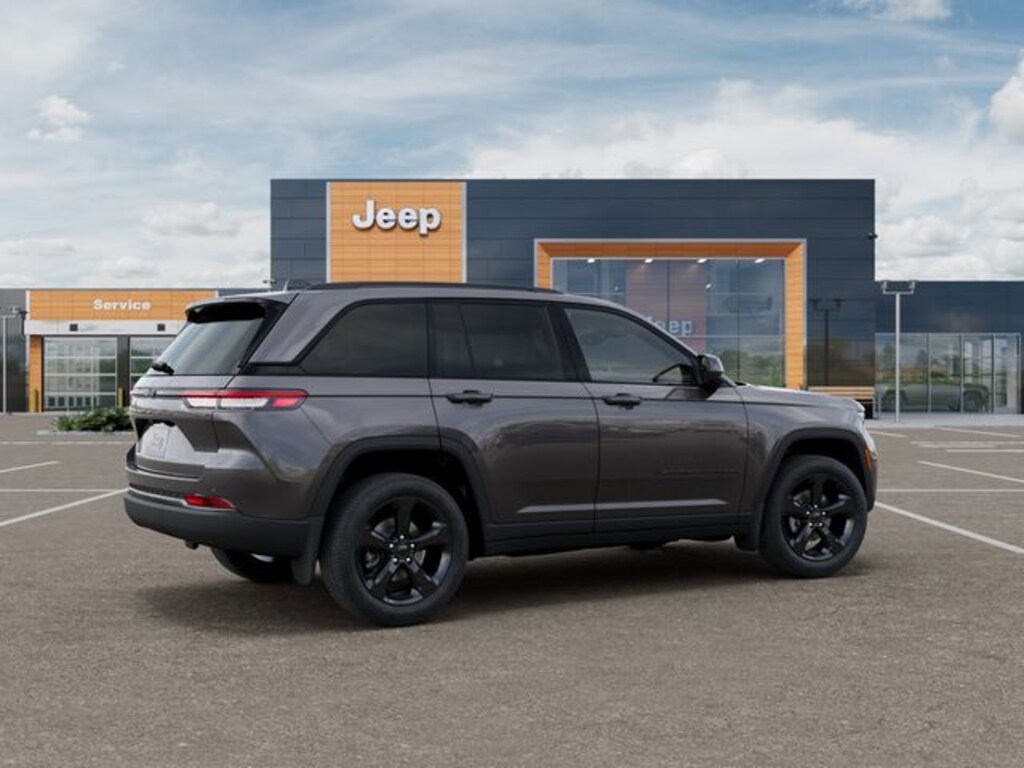 New 2025 Jeep Grand Cherokee Laredo SUV