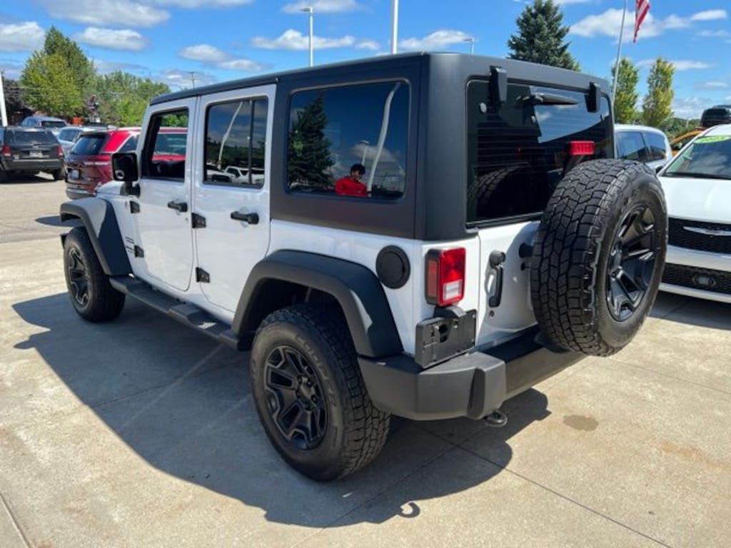 Used 2015 Jeep Wrangler Unlimited Sport 4x4 SUV