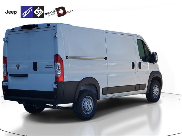 2025 Ram ProMaster 2500 Base photo 2