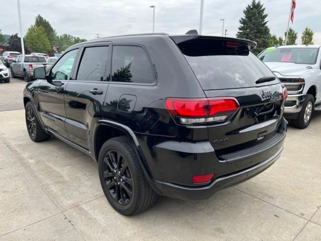 Certified 2021 Jeep Grand Cherokee Laredo SUV