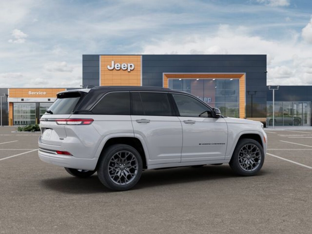 New 2026 Jeep Grand Cherokee Summit SUV