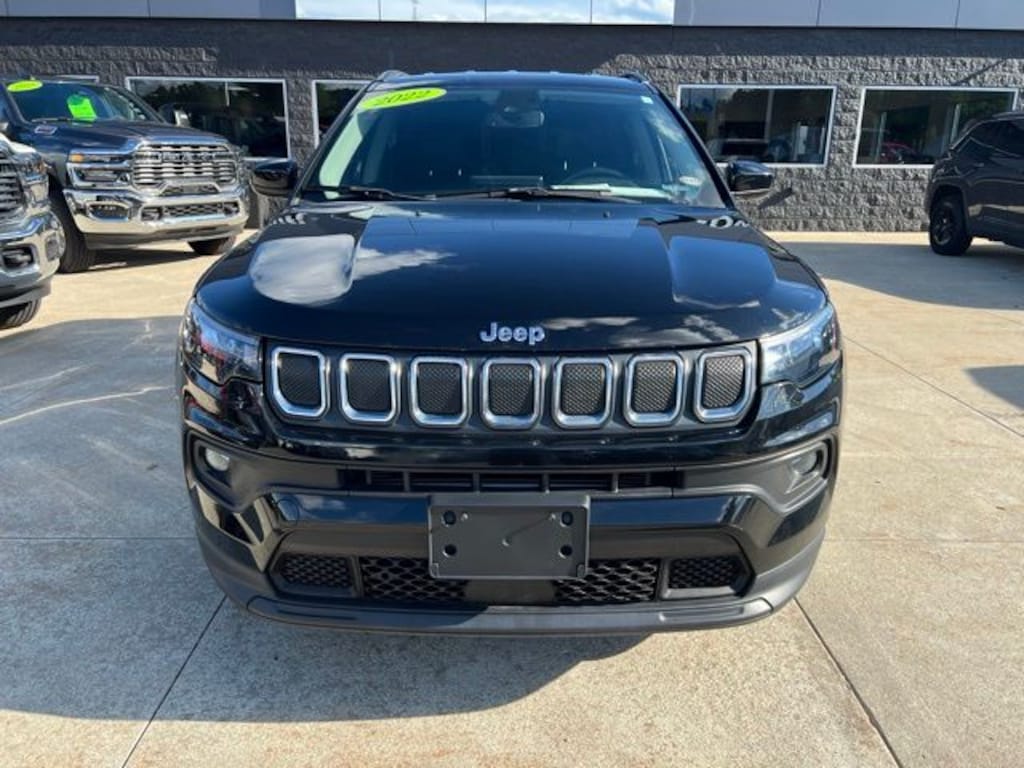Certified 2022 Jeep Compass Latitude Lux SUV