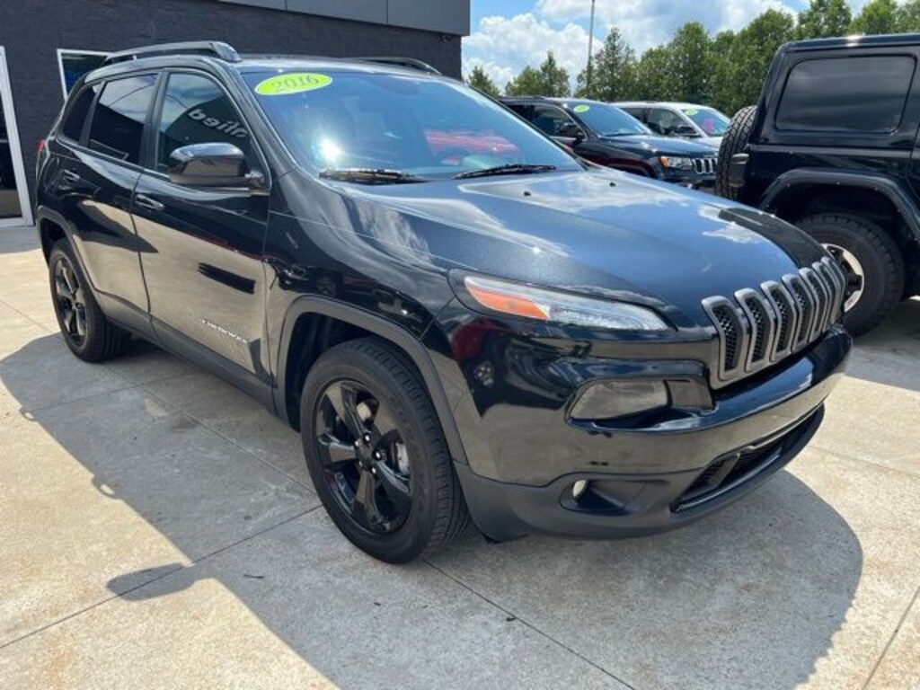Certified 2016 Jeep Cherokee Latitude 4x4 SUV